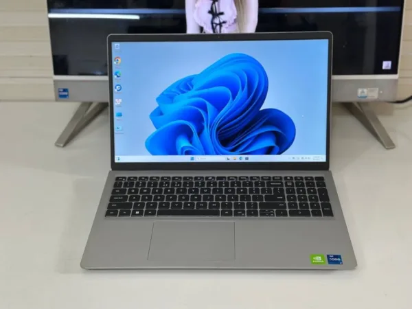 Dell Inspiron 15 3530 i7-1355U – RAM 16GB | SSD 512GB |