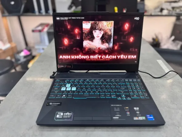 Laptop ASUS TUF Gaming F15 i7-11800H | RTX 3050