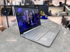⚡️ Laptop Hp 15S I3 1005G1 / Ssd 256Gb / 15.6” Fhd