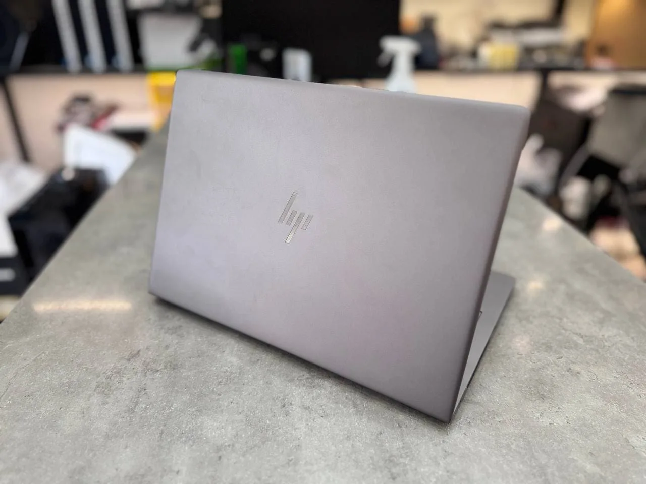 Hp Zbook 14U G5 I5-7300 4 Hp Zbook 14U G5 I5-7300 - Ảnh 4