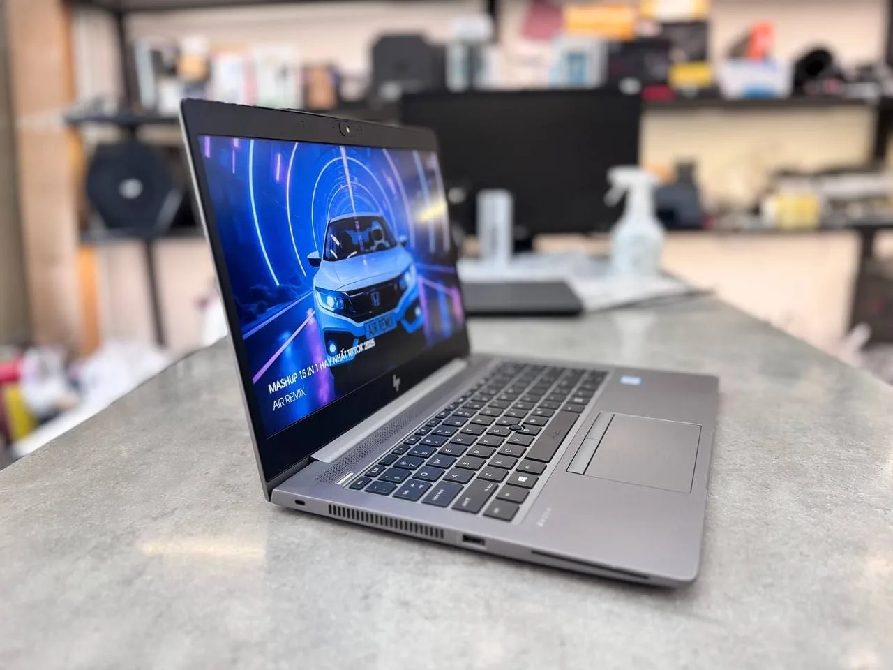 Hp Zbook 14U G5 I5-7300 5 Hp Zbook 14U G5 I5-7300 - Ảnh 5