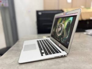 Laptop Macbook Air 2015 I7 – Ram 8Gb Ssd 256Gb 