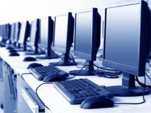 Thanh Lý Máy Tính Công Ty–Thời Điểm Vàng &Amp; Giá Cao Nhất 2025