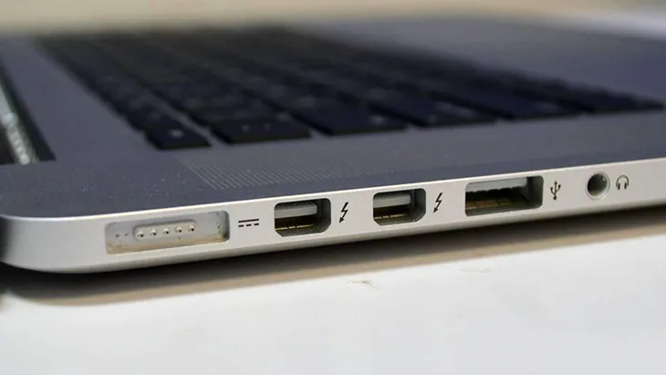 Cổng Usb Laptop Bị Hỏng. Dấu Hiệu Nhận Biết 3 Cổng Usb Laptop Bị Hỏng. Dấu Hiệu Nhận Biết