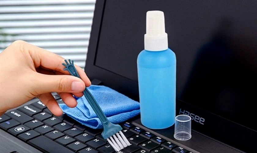 Khi Nào Nên Vệ Sinh Laptop Định Kỳ? Lợi Ích Khi Vệ Sinh Đúng Thời Điểm