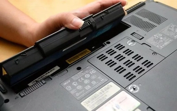 Laptop Có Điện Nhưng Không Lên Nguồn? 9 Nguyên Nhân &Amp; Cách Xử Lý Bạn Cần Biết