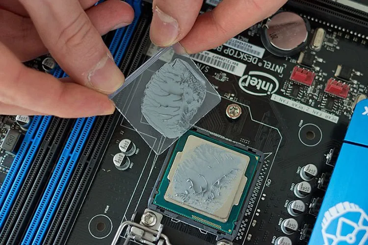 Laptop Nóng Bất Thường Dù Dùng Nhẹ? 7 Nguyên Nhân Thường Gặp