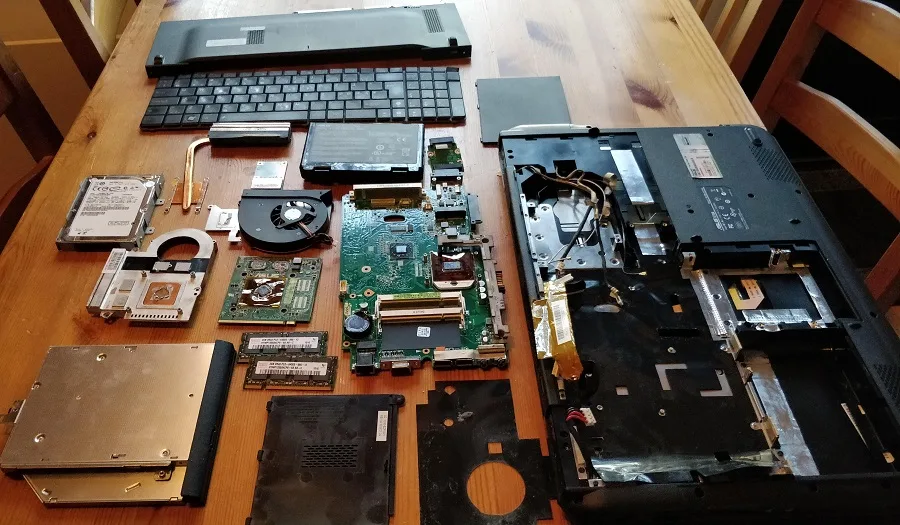 Laptop Nóng Bất Thường Dù Dùng Nhẹ? 7 Nguyên Nhân Thường Gặp