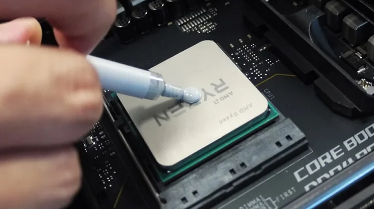 Tra Keo Tản Nhiệt Cho Laptop