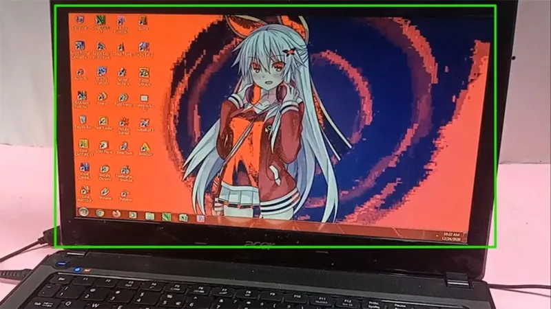 Màn Hình Laptop Ám Màu Do Lão Hóa Panel Là Gì? Có Cần Thay Màn Hình Không?