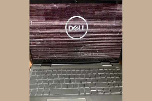 Màn Hình Laptop Bị Sọc