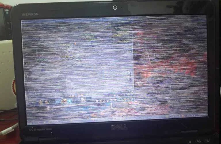 Màn Hình Laptop Bị Nhiễu Hạt Là Lỗi Gì? 3 Cách Khắc Phục
