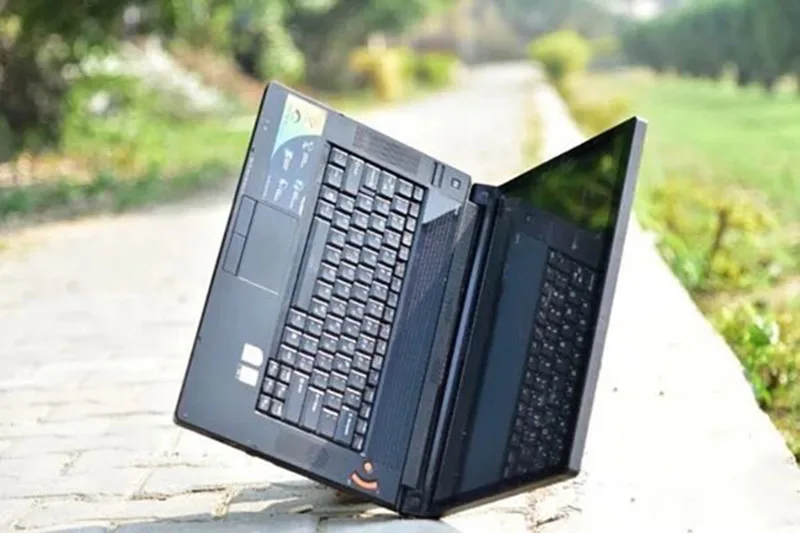 Màn Hình Laptop Bị Loang Mực: Nguyên Nhân Thật &Amp; Hướng Xử Lý Đúng