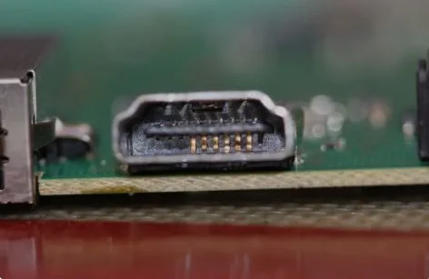 Sửa Cổng Hdmi Dell – Không Xuất Hình, Chập Chờn | Kiểm Tra Miễn Phí