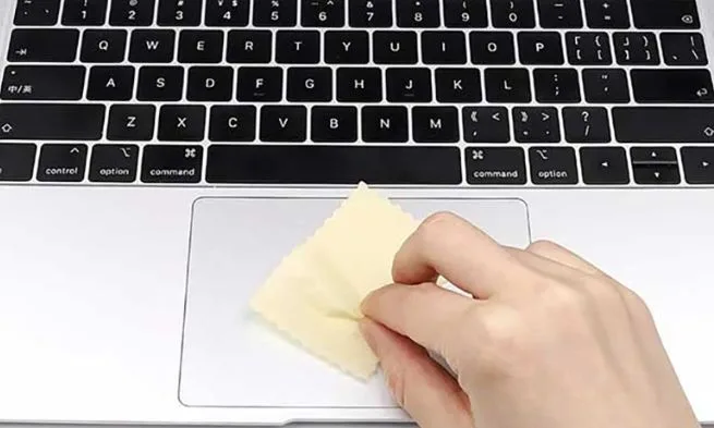 Touchpad Laptop Bị Loạn Tự Di Chuyển: Nguyên Nhân &Amp; Cách Khắc Phục 2 Touchpad Laptop Bị Loạn Tự Di Chuyển: Nguyên Nhân &Amp; Cách Khắc Phục