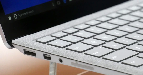 Surface Không Nhận Usb Sửa Ở Đâu Uy Tín – Giá Sửa Surface Bao Nhiêu?