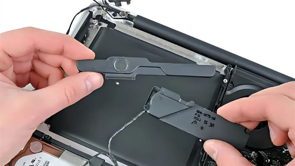 Sửa Macbook Loa Rè – Kiểm Tra Đúng Nguyên Nhân, Báo Giá Rõ Ràng