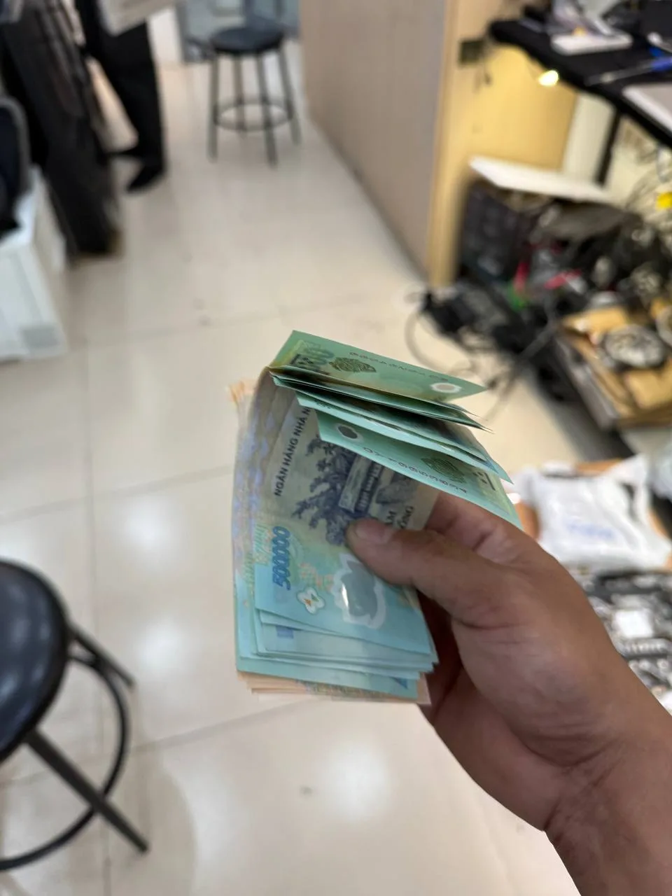 Thu Mua Máy Tính Cũ Văn Phòng Uy Tín Tphcm – Vi Tính A Chề