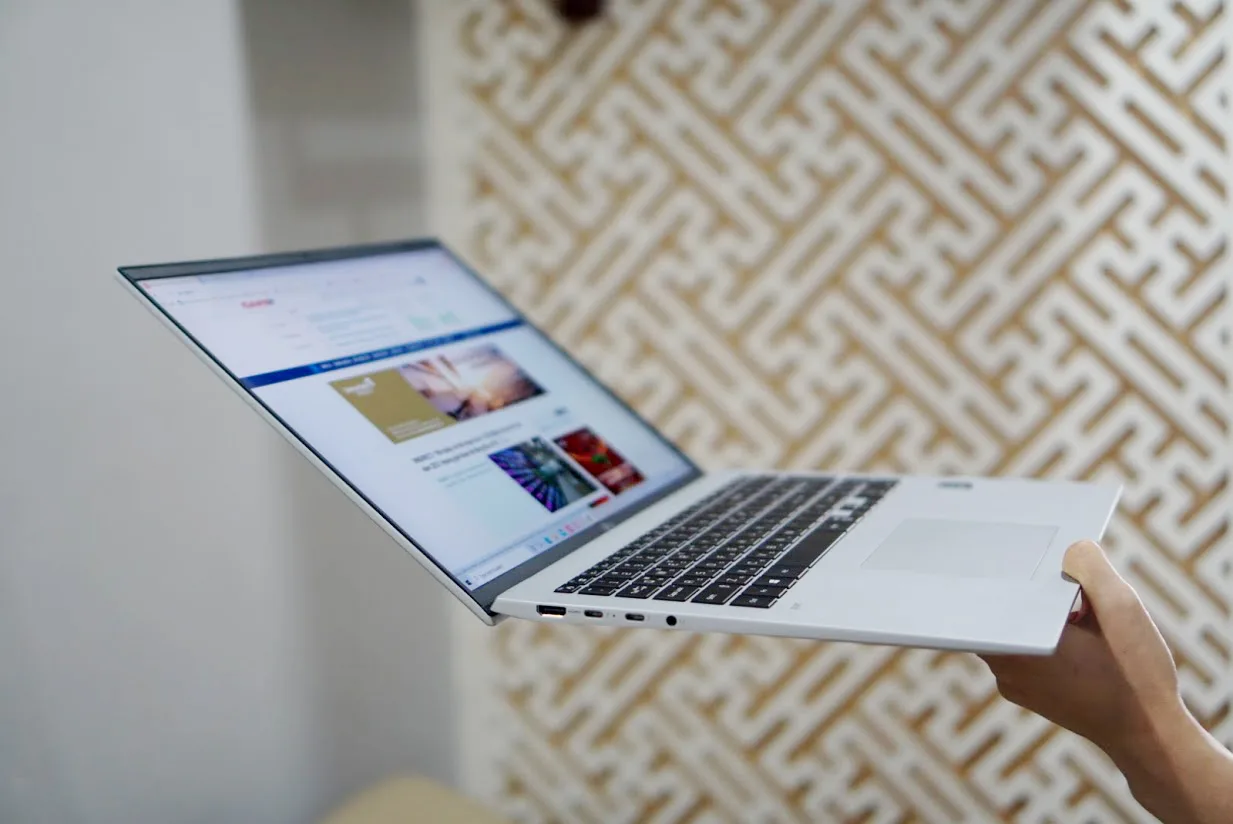 Sửa Cổng Sạc Type-C Lg Gram