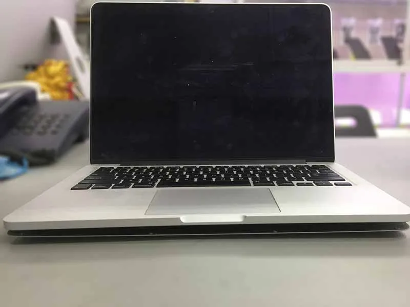 Pin Laptop Chai Có Cần Thay Không