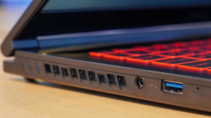 Sửa Cổng Sạc Msi