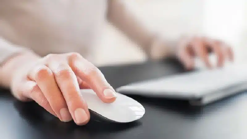 Laptop Không Nhận Chuột