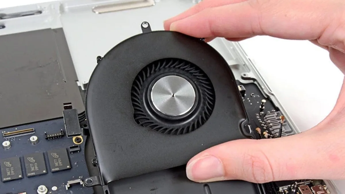 Lg Gram Nóng Bất Thường