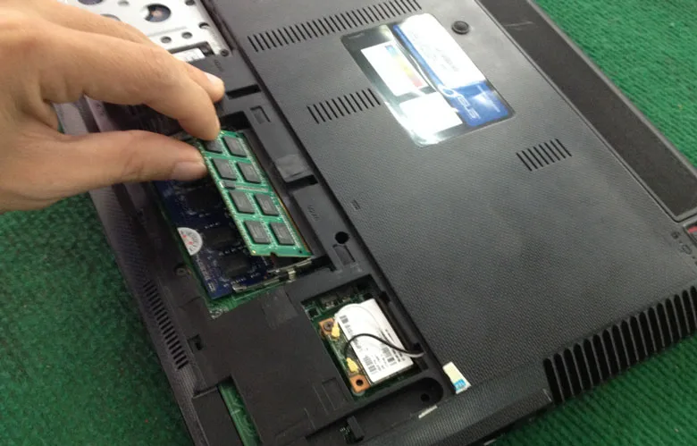 Laptop Treo Win